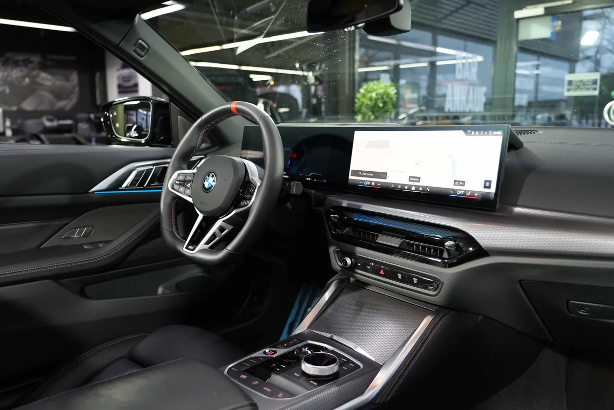 BMW M440 i xDrive Cabrio - Image 12