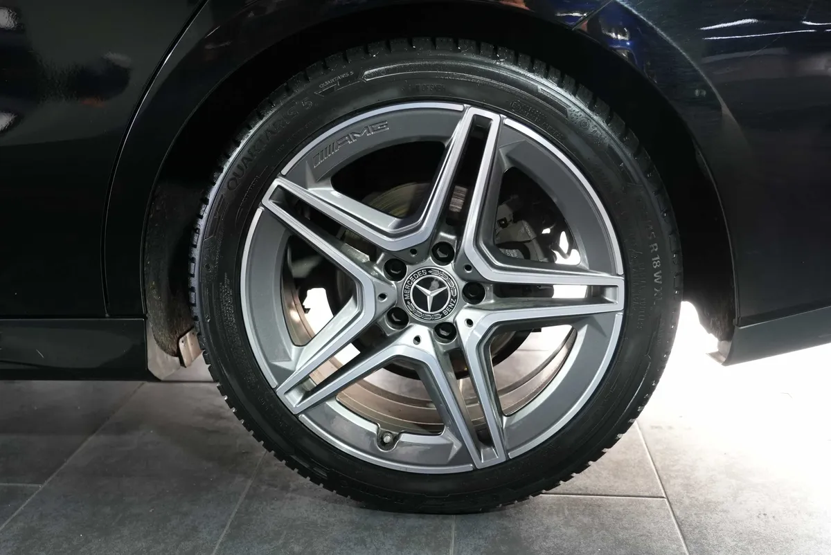 Mercedes-Benz CLA 180 AMG Line - Image 9