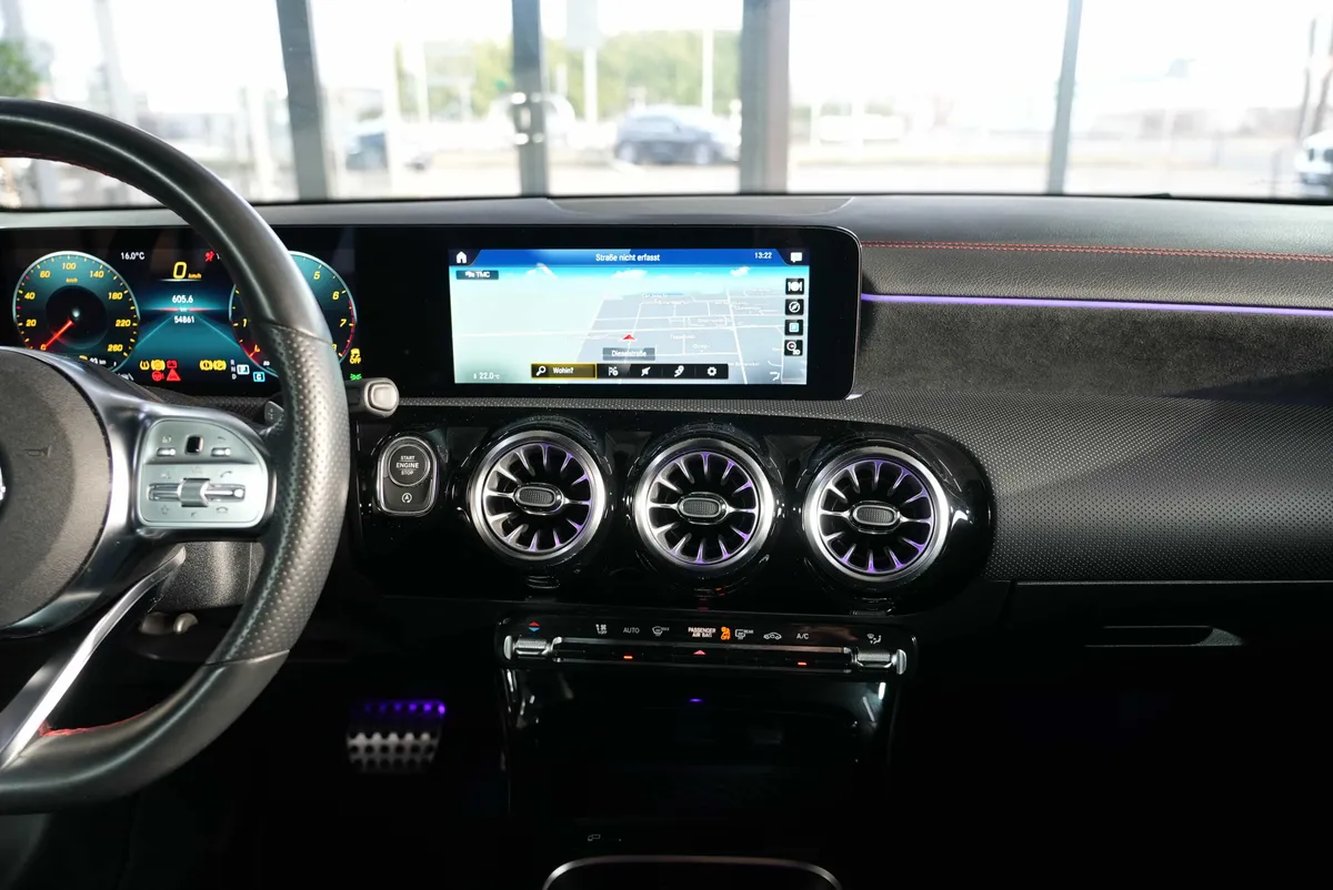 Mercedes-Benz CLA 180 AMG Line - Image 20