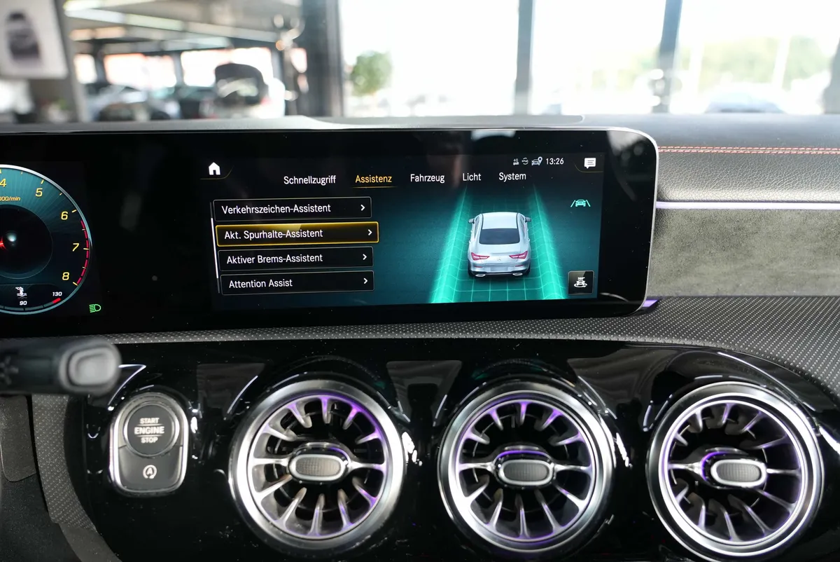 Mercedes-Benz CLA 180 AMG Line - Image 22