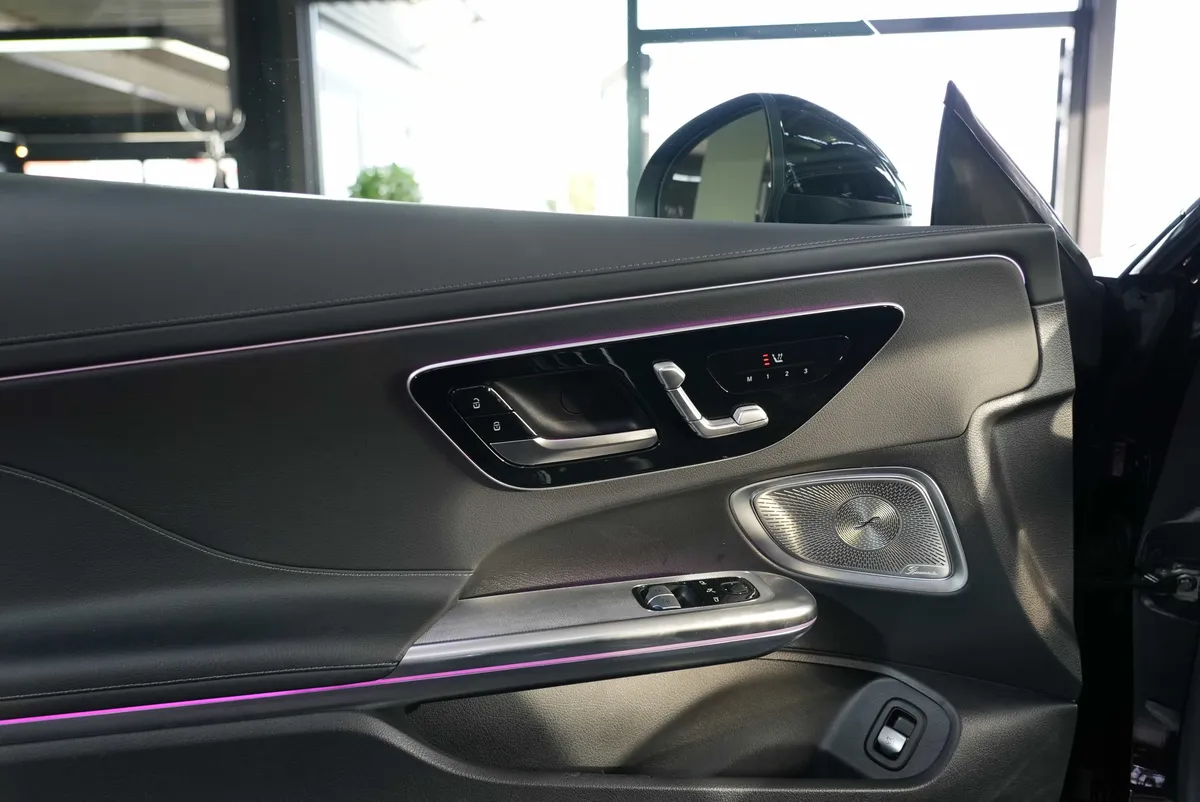 Mercedes-Benz CLE 300 4Matic AMG Line Premium - Image 12