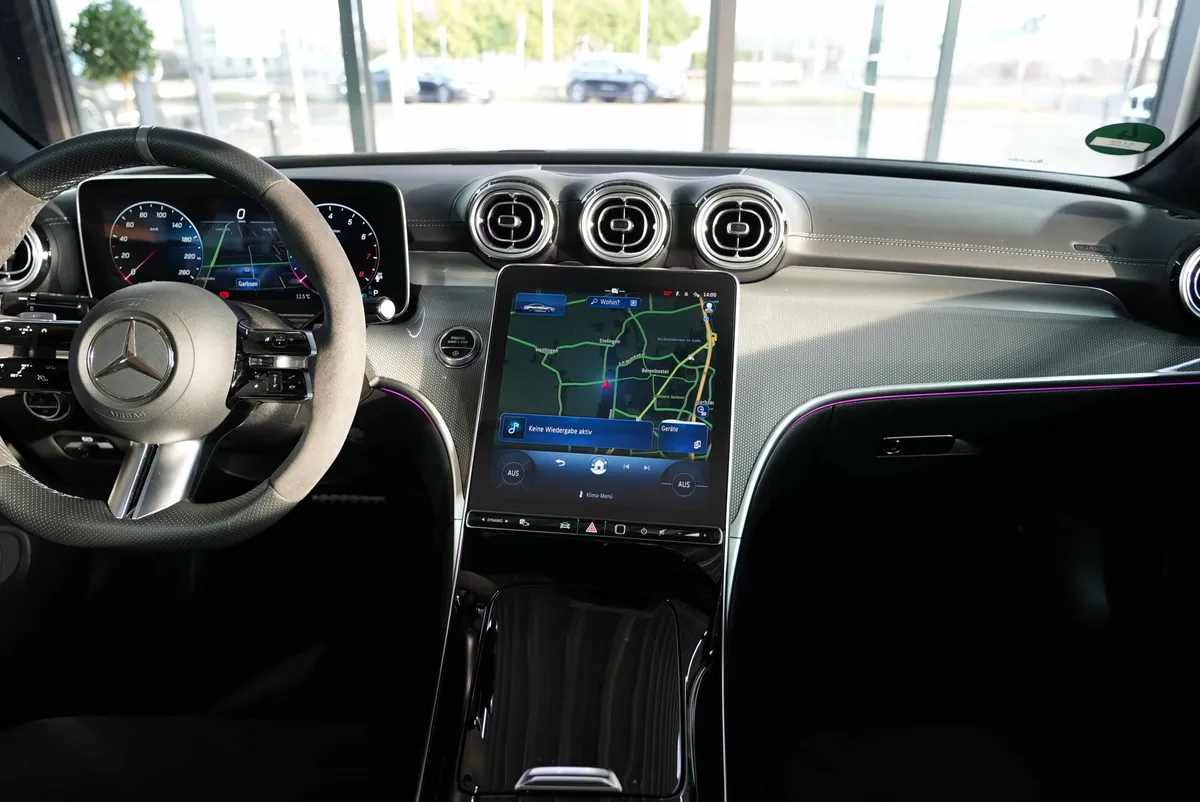 Mercedes-Benz CLE 300 4Matic AMG Line Premium - Image 21