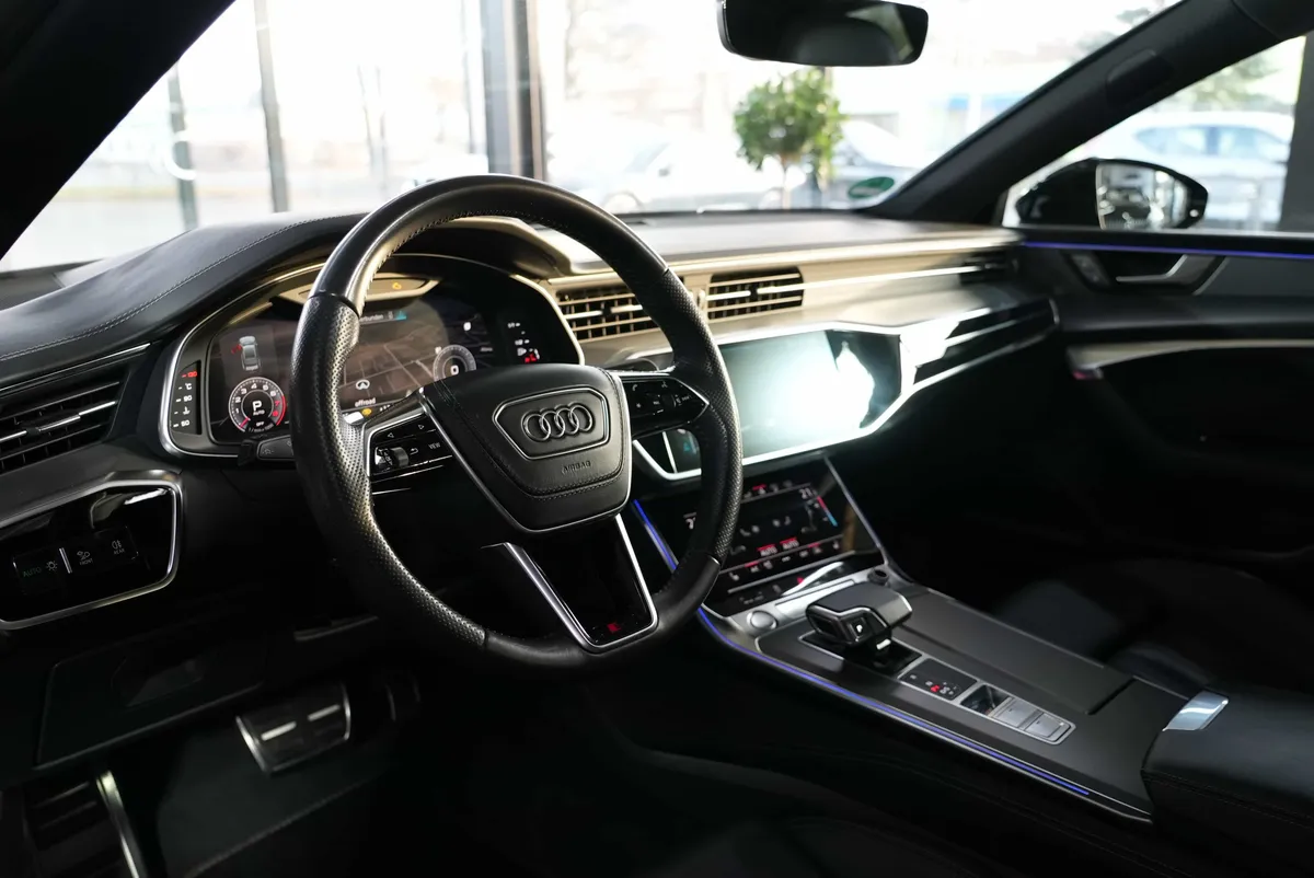 Audi A7 Sportback 55 TFSI Quattro S-Line - Image 11