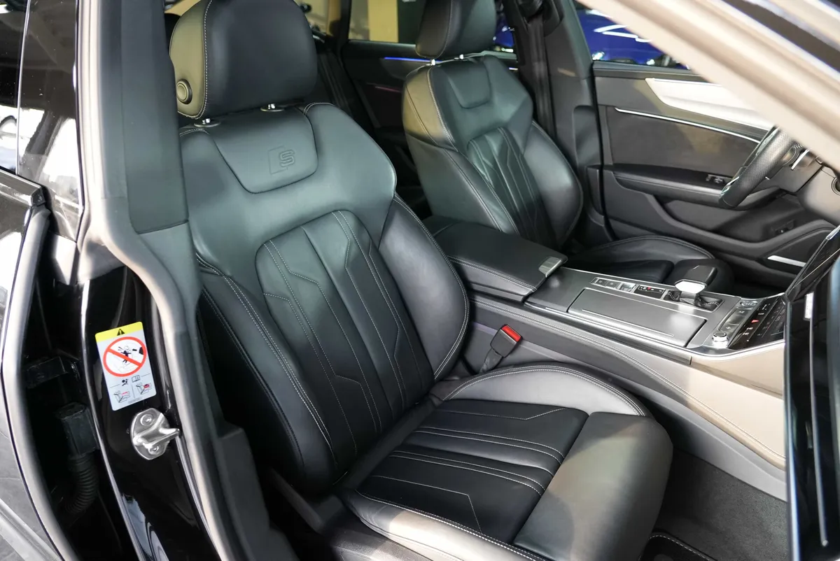 Audi A7 Sportback 55 TFSI Quattro S-Line - Image 18