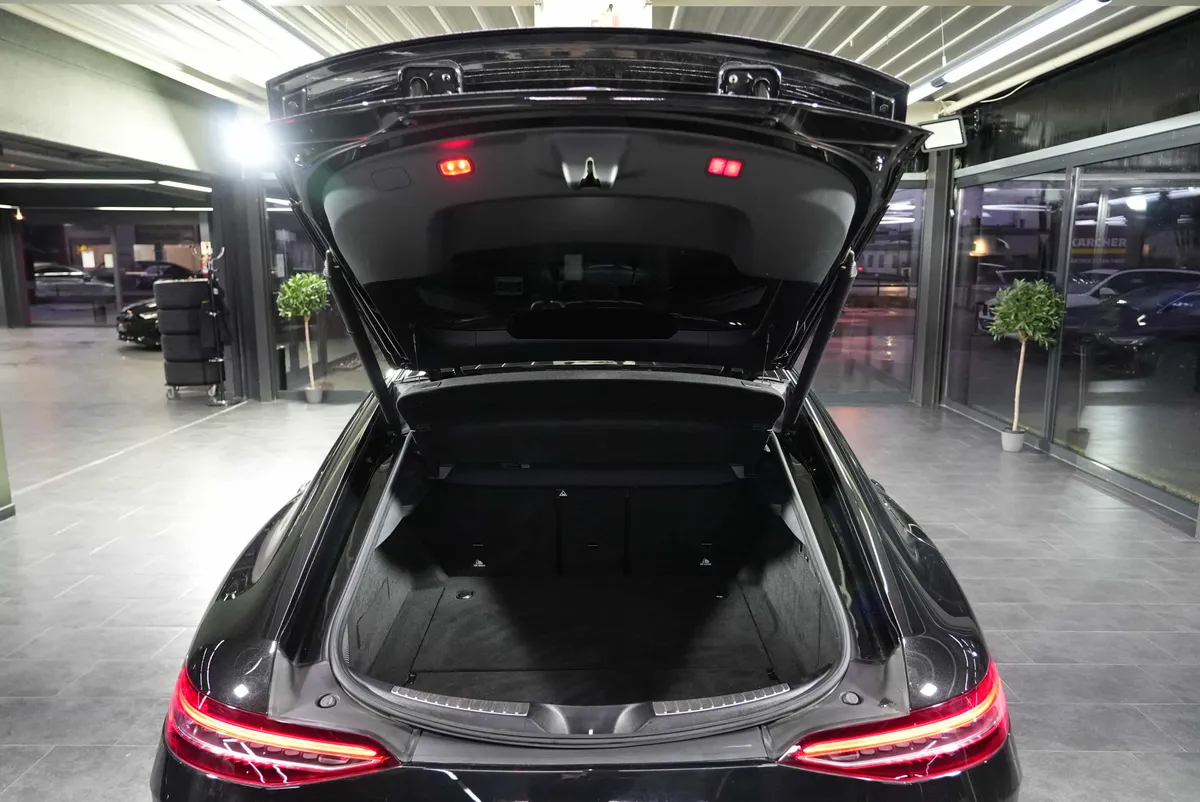 Mercedes-Benz AMG GT 63 S 4Matic+ - Image 15