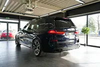 BMW X7 M50i - Image 3