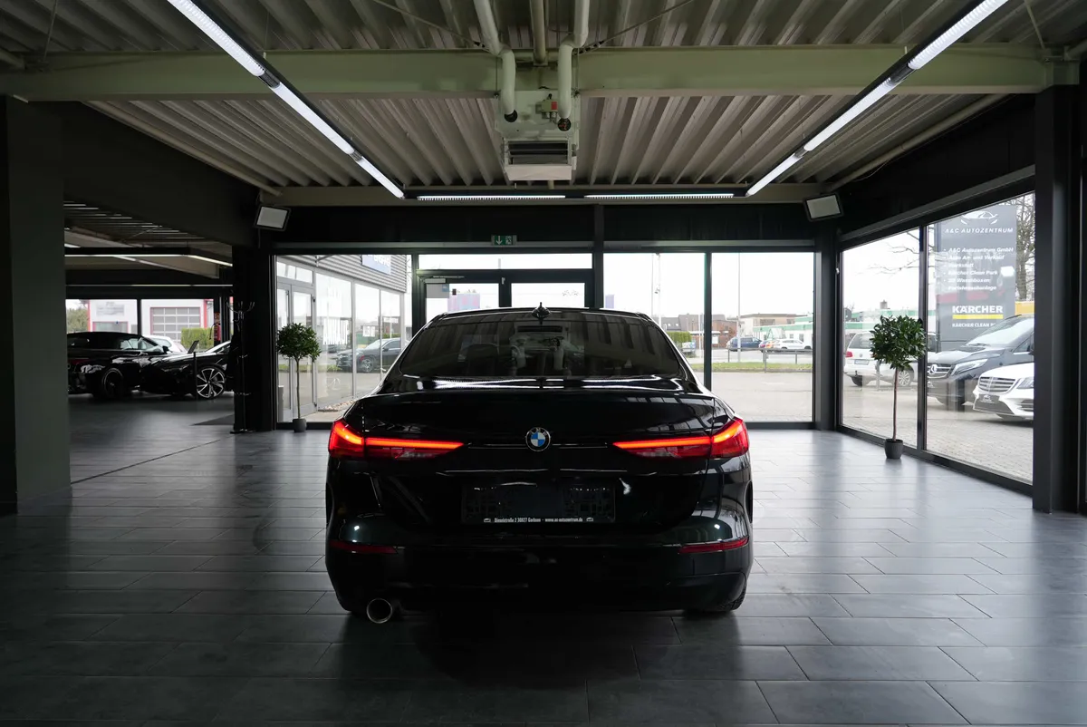 BMW 218i Gran Coupé Luxury Line - Image 4