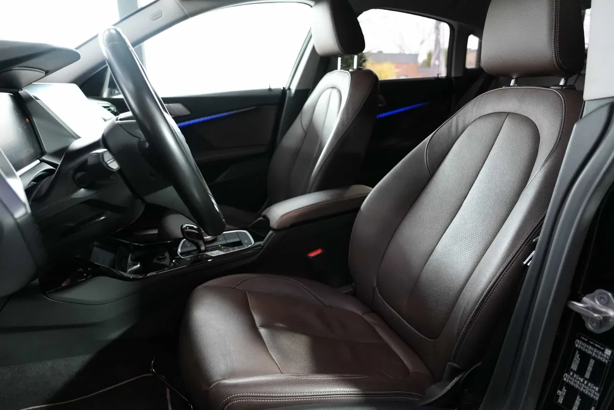 BMW 218i Gran Coupé Luxury Line - Image 11