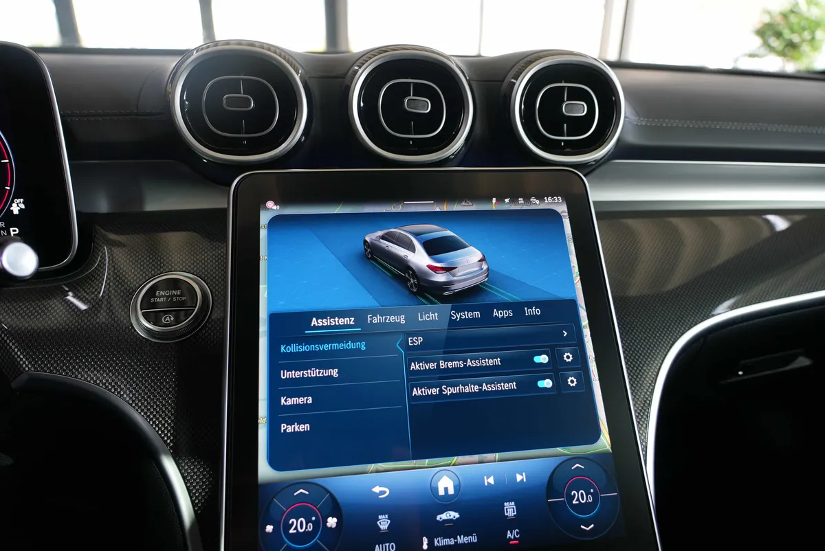 Mercedes-Benz C 220 d AMG Line - Image 22