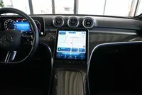 Mercedes-Benz C 300 d AMG Line - Image 19