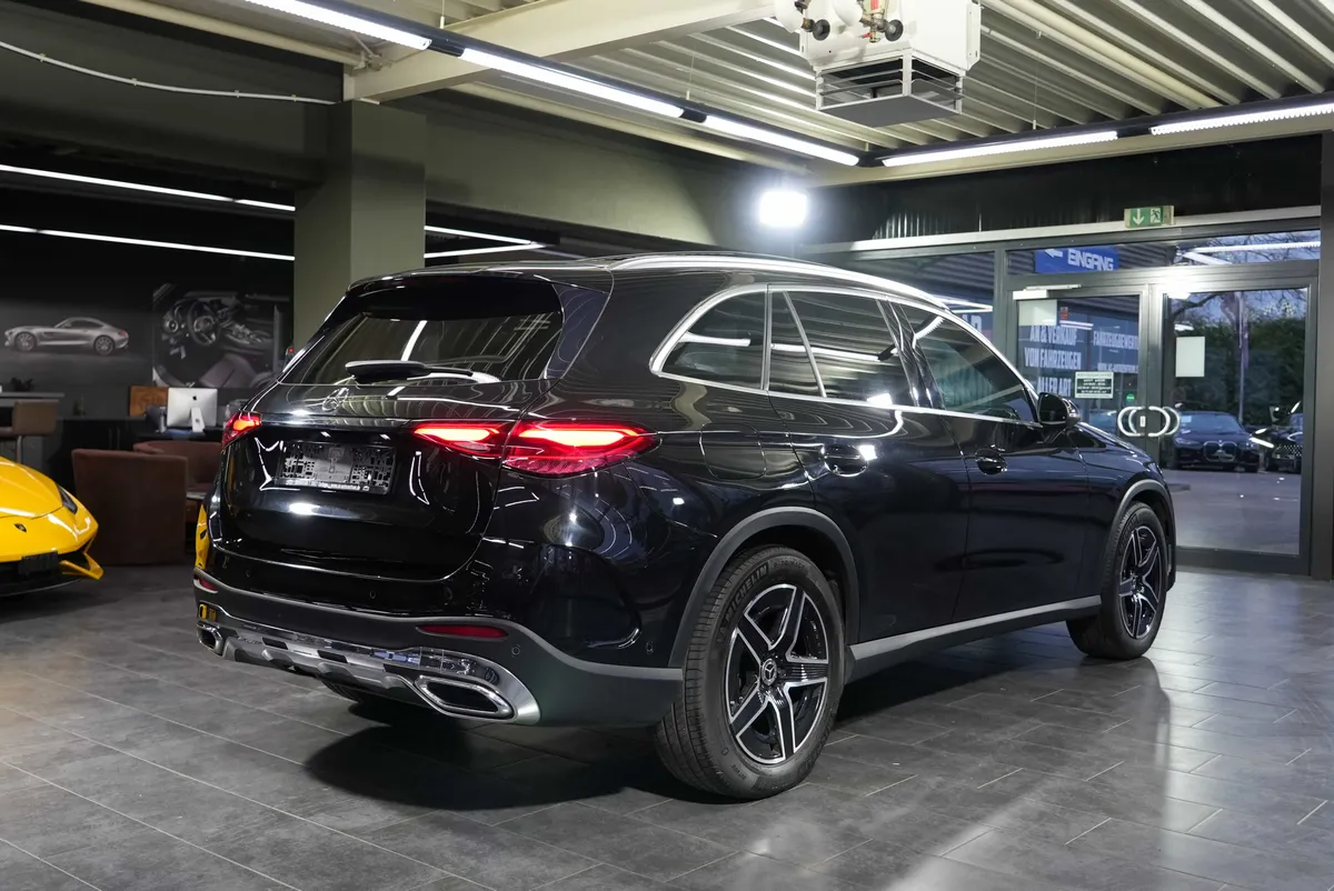 Mercedes-Benz GLC 200 4Matic AMG Line - Image 6