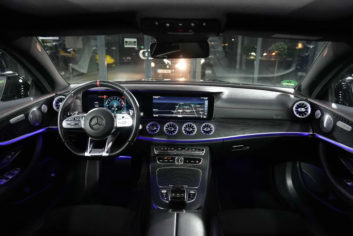 Mercedes-Benz E 53 AMG 4Matic Coupé - Image 17